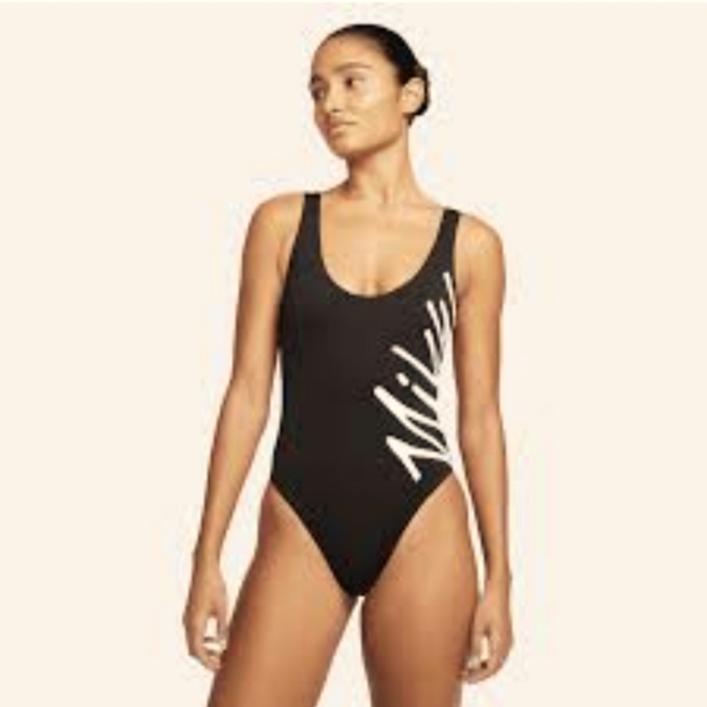 Nike one piece women's swim